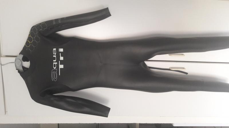 combinaison triathlon xs - 80€