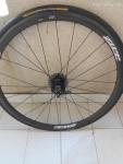 Roues carbone ZIPP 202 + Capteur de puissance Powertap G3